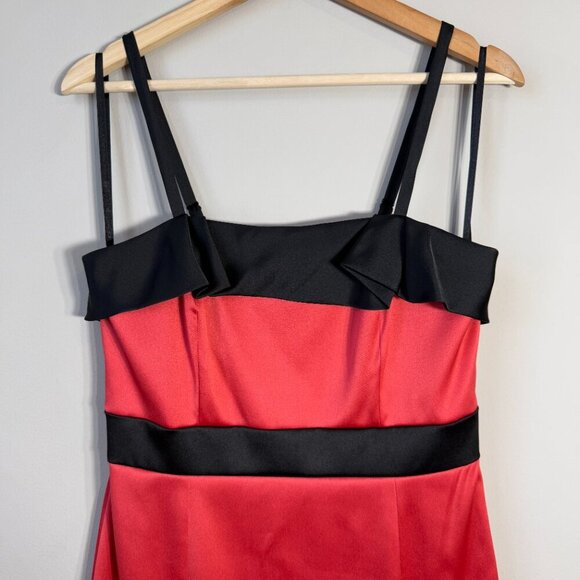Vtg BCBG Paris Satin Ruffle Bodycon Mini Dress Women's 6 Red Black Cocktail Y2K - Picture 5 of 13